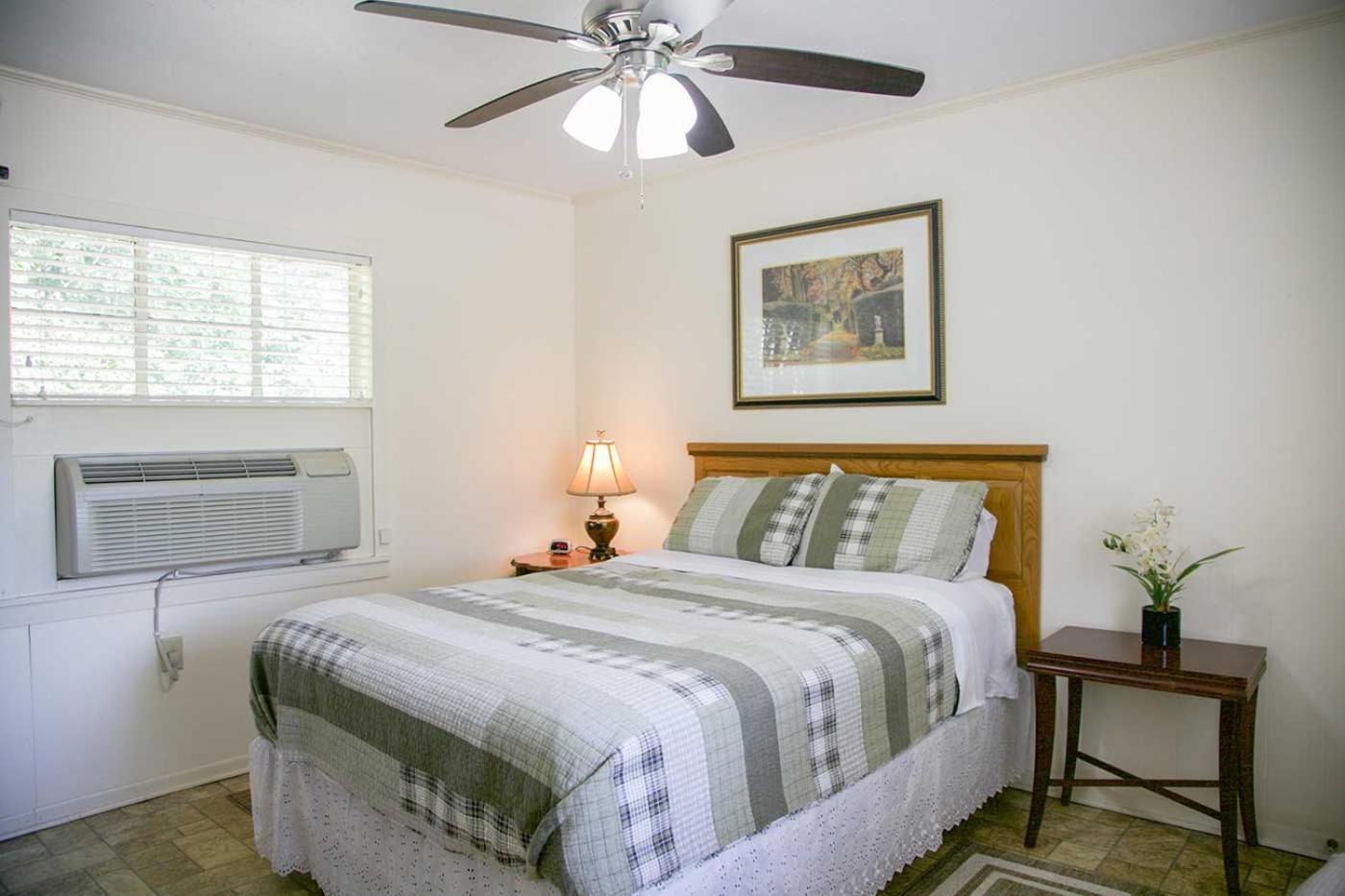 Shiner Country Inn المظهر الخارجي الصورة